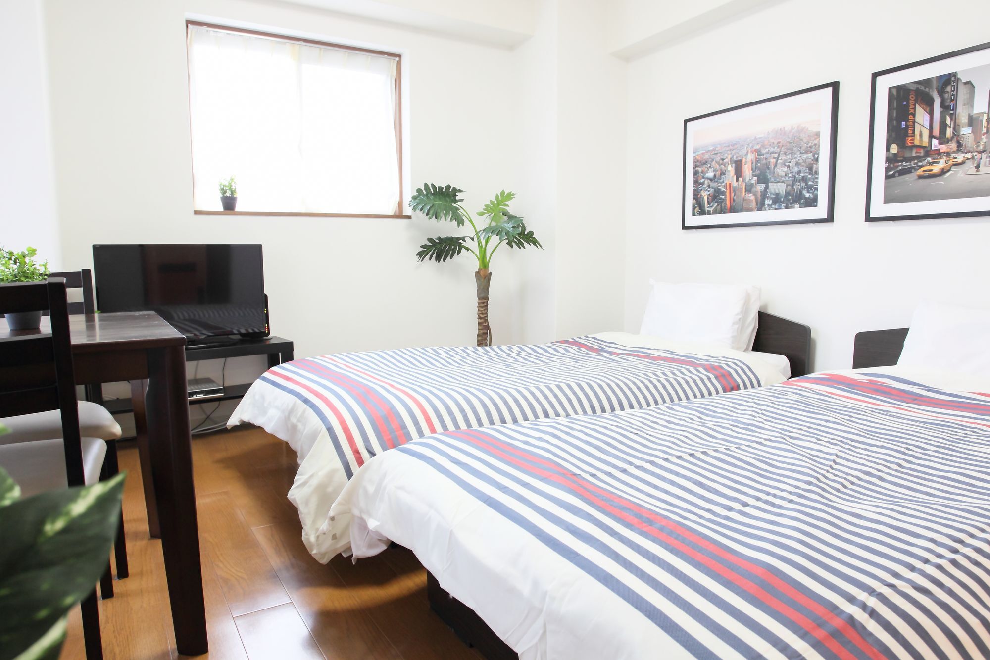 La Familia Yamasaka Apartment Osaka Bagian luar foto