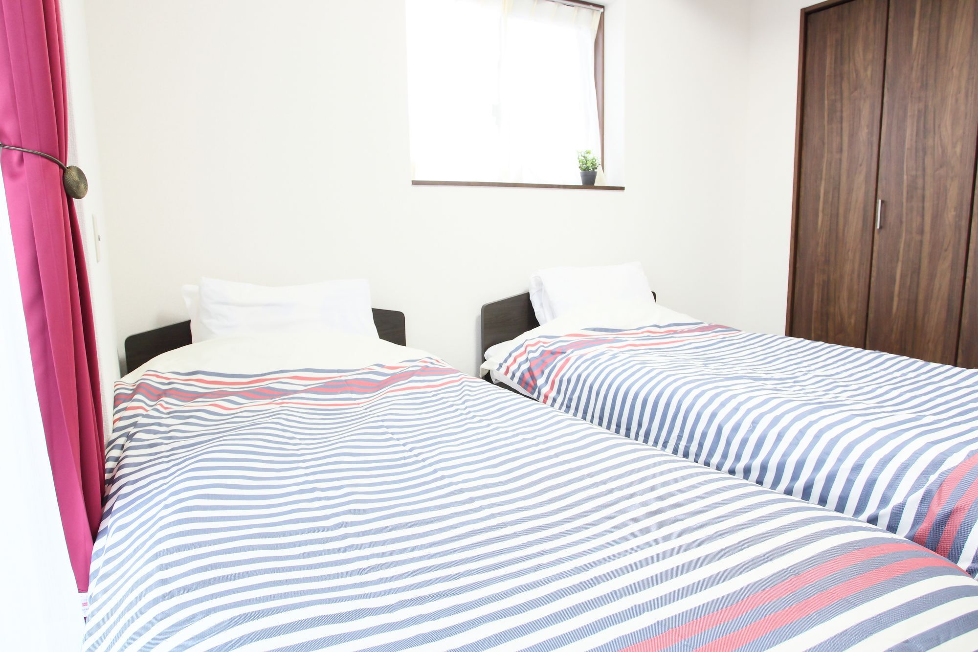 La Familia Yamasaka Apartment Osaka Bagian luar foto